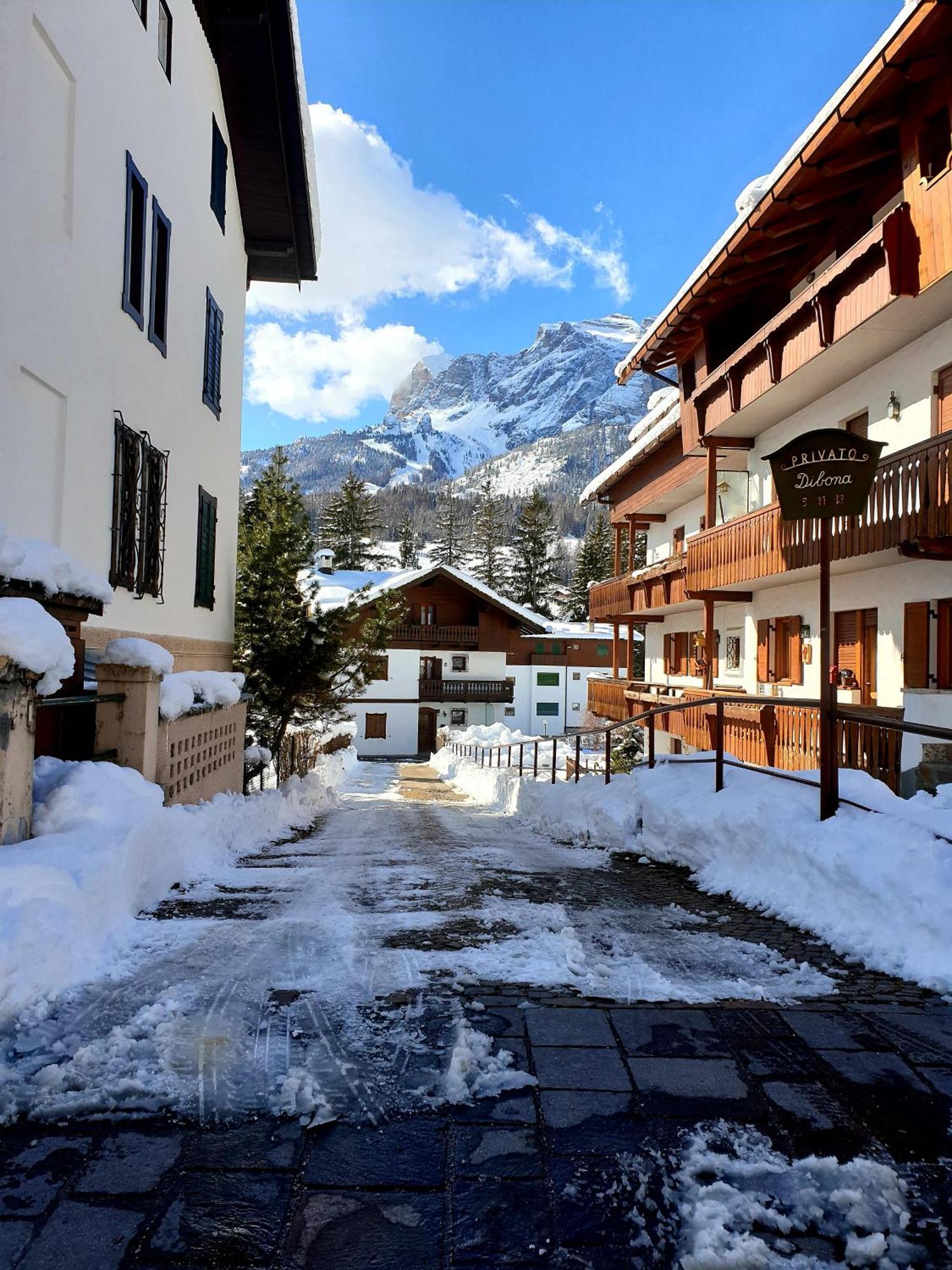 Luminoso Ed Accogliente, Centralissimo Appartamento Indipendente Cortina d'Ampezzo Buitenkant foto